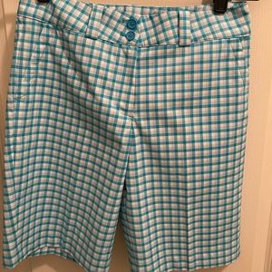 Womens Nike Dri-Fit Bermuda Golf Shorts 4 Petite